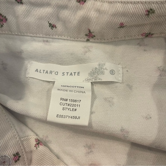 Altar’d State Skylar Cargo Romper Floral Women’s Small Cottagecore Boho Coquette - Picture 6 of 10